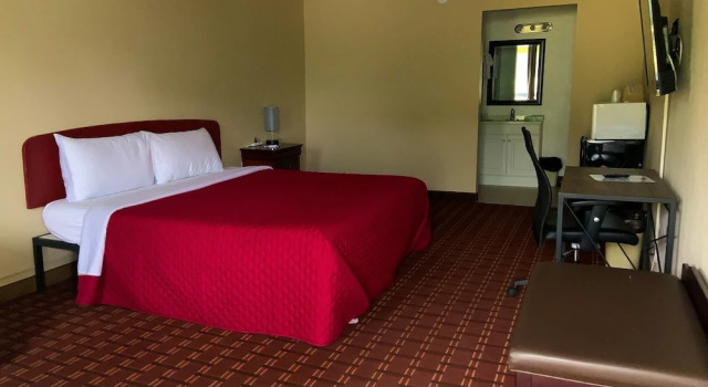 Двухместный номер Standard Red Carpet Inn Kinston