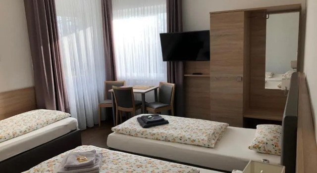 Трёхместный номер Standard Hotel Baccara