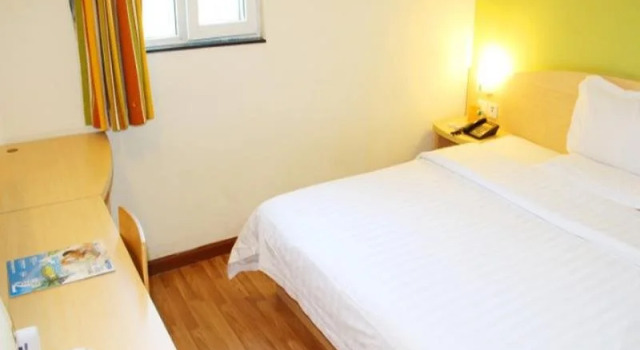 7Days Inn Shijiazhuang Donggang Road Dashimen, Boek Hotel Yuhua Hebei