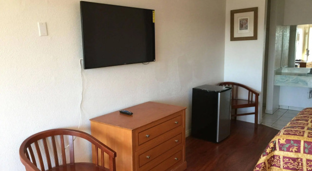 Budget Inn