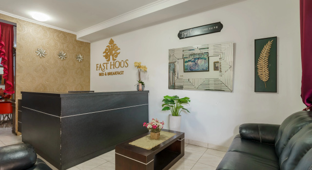 Fast Hous Syariah Bogor Mitra RedDoorz, Book Hotel Cheap Hotels in Bogor