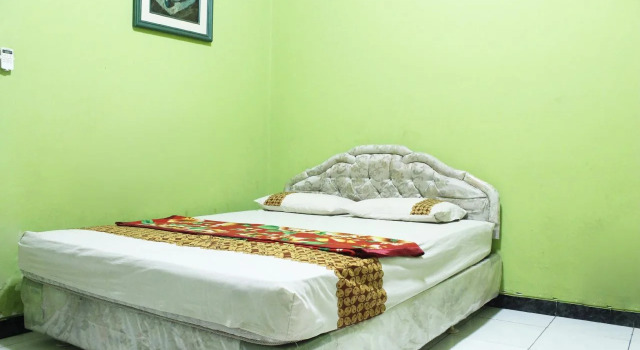Riyadi Guest House Surabaya