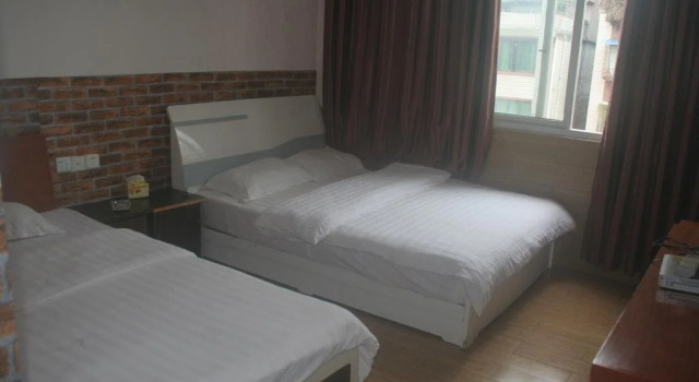 Yaxiya Business Hotel, Book Hotel Hoteller i Sichuan med parkering, Parkering