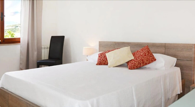 Hotel Sa Lumenera, Prenota Hotel Magomadas Sardegna del Sud