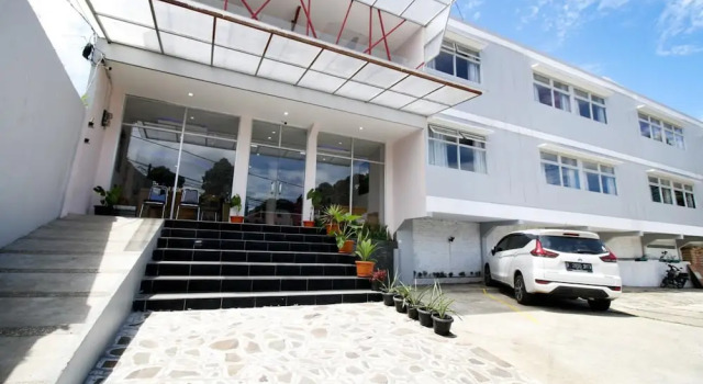 The Aurora Inn Lembang