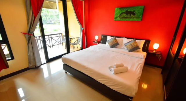 Двухместный номер Standard с балконом Gecko Hotel