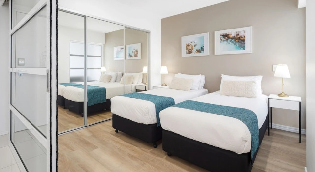 Апартаменты Deluxe Holiday Holiday H-Residences Apartments