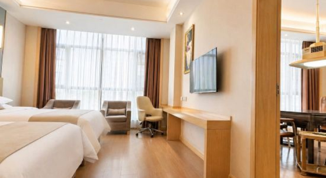 Люкс Superior Vienna International Hotel