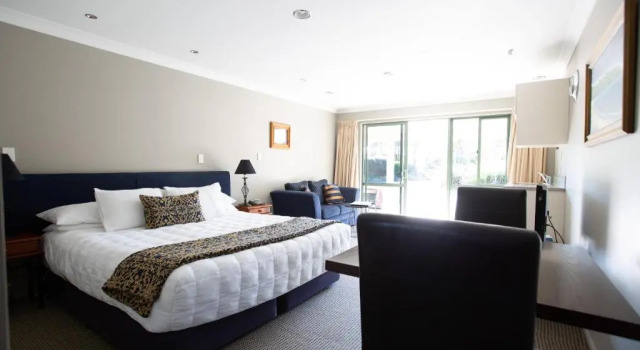 Студия Murchison Motels