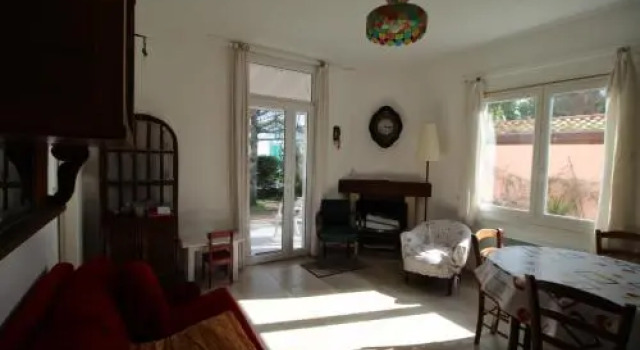 Maison 6 pers jardin clôturé à 300m de la plage, Забронировать Отель Отели Бассен-д'Аркашон с парковкой, Парковка
