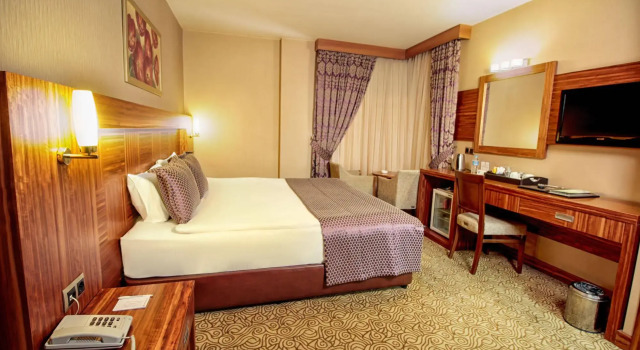 Adana Garden Business Hotel, Rezerwuj Hotel Adana Mediterranean Region Turkey