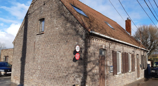 Tasteful Holiday Home in Loppem with Jacuzzi, Rezerwuj Hotel Hotele w Bruksela z parkingiem, Parking
