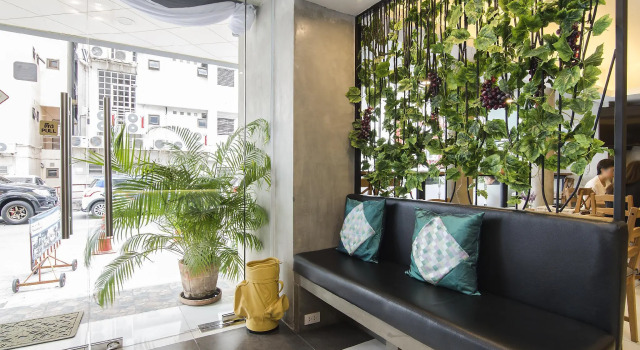 Cozy At 9 Hotel And Kitchen