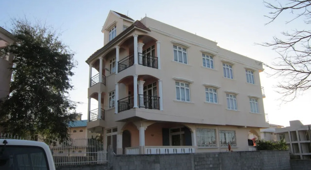 Aadi Villa, Забронировать Вилла Отели Мон-Шуази 3 звезды, рядом с Mont Choisy Le Golf, 3*