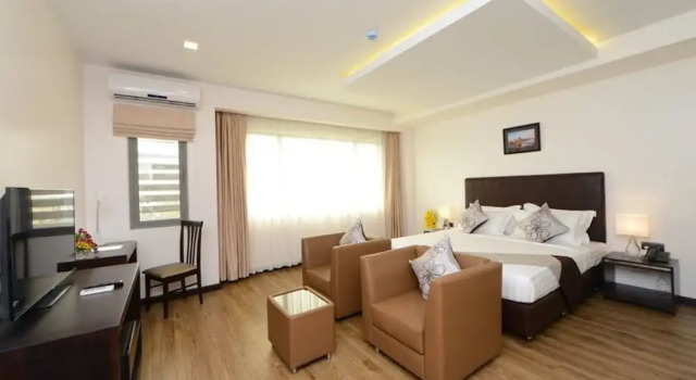 Люкс Hotel Lexus Yangon