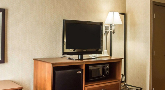 Quality Inn Springboro West, Reserva ahora Hotel Hoteles en Springboro con piscina, Piscina