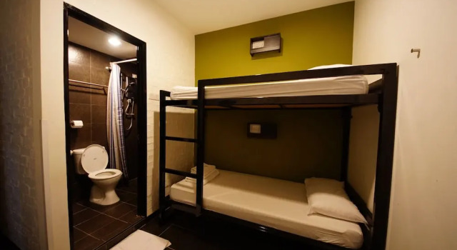 Standardowy dwuosobowy pokój Tulip Hotel
