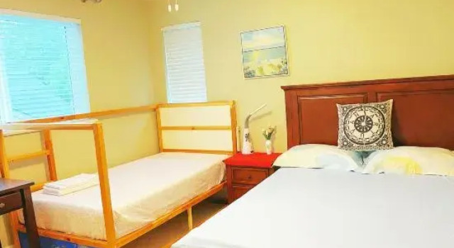 Номер Comfort AC-Emilys Nest 1 Bedroom Shared Bathroom Free Parking Self Check-in