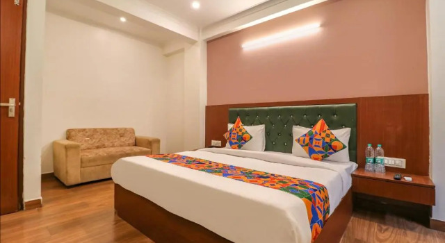 Номер Deluxe FabHotel Lime Tree - Nr Yashobhoomi Convention Centre