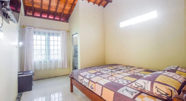 Nibenia Homestay, Rezerwuj Hotel Bantul Yogyakarta Province
