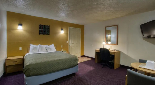 Номер Standard Western Motel