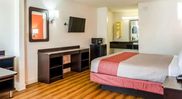 Номер Standard Motel 6-Saraland, AL