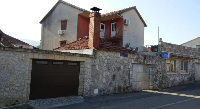 Apartments Srhoj, Prenota Appartamento Stari Grad 
