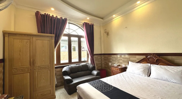 Двухместный номер Superior Capital O 1198 Dinh Loan Hotel