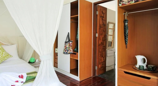 Tri Sandhya Villa, Rezervovat Vila Chaty v Bali, Chalupa