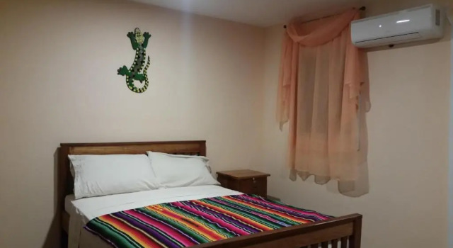 Go Slow Guesthouse, Book Hotel Billige hoteller i Belize Islands