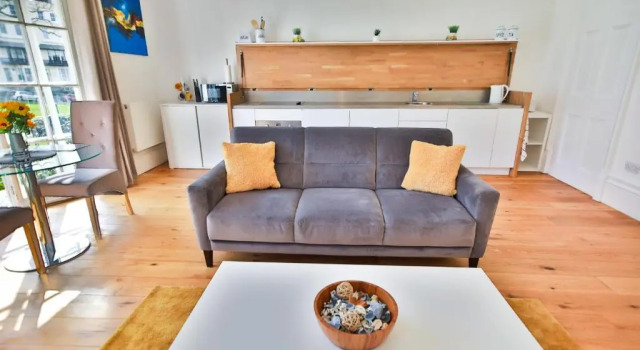 Апартаменты 41B Wellington Suites