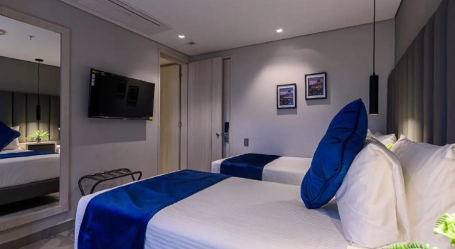Двухместный номер Standard 4 Sur Hotel