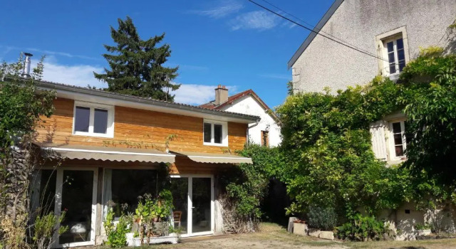 Коттедж Maison dhôtes des Perrières