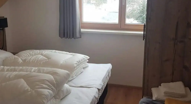 Bright Holiday Home in Donnersbachwald Styria With Sauna, Prenota Hotel Hotel a Stiria con parcheggio, Parcheggio