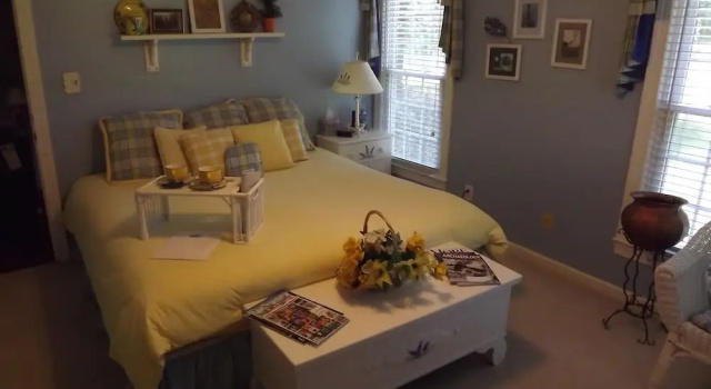 B&B Country Garden Inn, Забронировать Отель «постель и завтрак» Апекс Raleigh-Durham Metropolitan Area