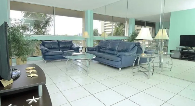 Palm Bay Club G46 - One Bedroom Condo, Забронировать Отель Отели Сиеста-Ки с парковкой, Парковка