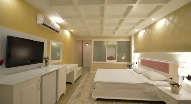 Номер Standard с балконом The Bay Beach Club