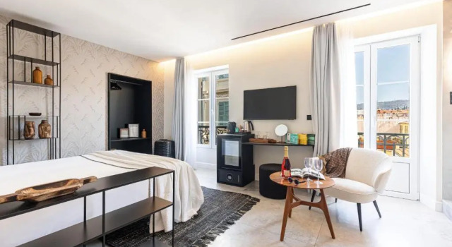 Двухместный номер Deluxe Le Dortoir Boutique Suites
