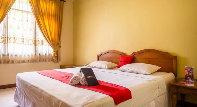 Suite RedDoorz Plus near Brawijaya Museum