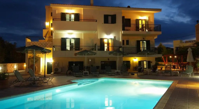 Appartamento Irida Apartments -EX BLAZIS HOUSE