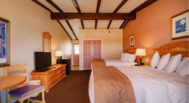 Двухместный номер Standard oceanfront Norseman Resort on the Beach