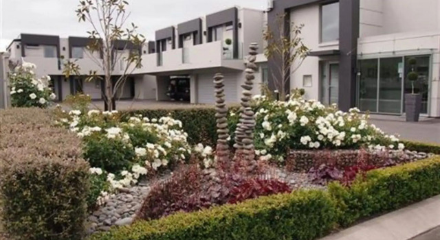 Bellano Motel Suites