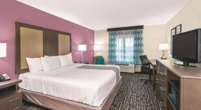 Номер Standard La Quinta by Wyndham Loudon