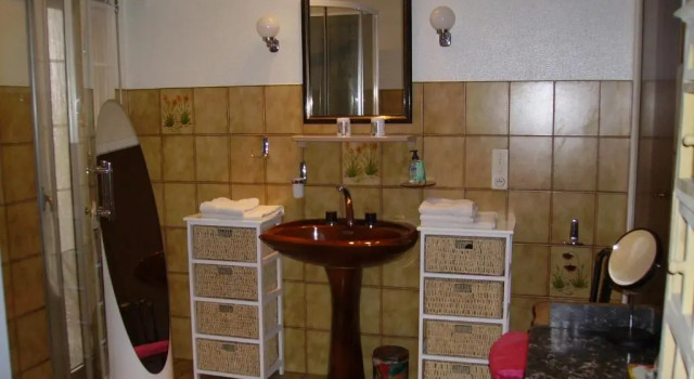 Двухместный номер Standard Цокольный этаж с видом на сад A lombre du Mont Saint Michel - Bed & Breakfast, Chambres dhôtes