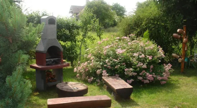 Ubytovanie Podhajska-Villa Emily-Apartman, Rezervovat Apartmán Hotely v Nitriansky kraj s parkováním, Parkování