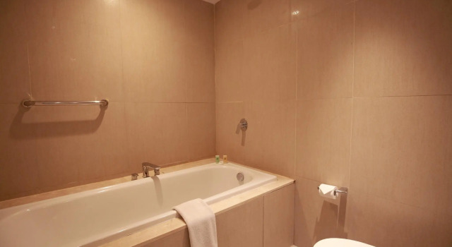 Номер Deluxe Citadines Connect Airport Jakarta Hotel