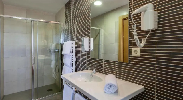 Трёхместный номер Standard Hotel Santamaria