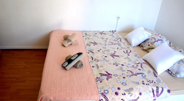 Bright and Charming Studio Apartment