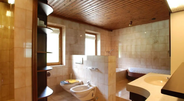 Коттедж Great Group Holiday Home