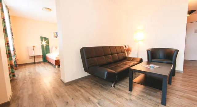 Трёхместный номер Comfort PLAZA INN Bruchsal